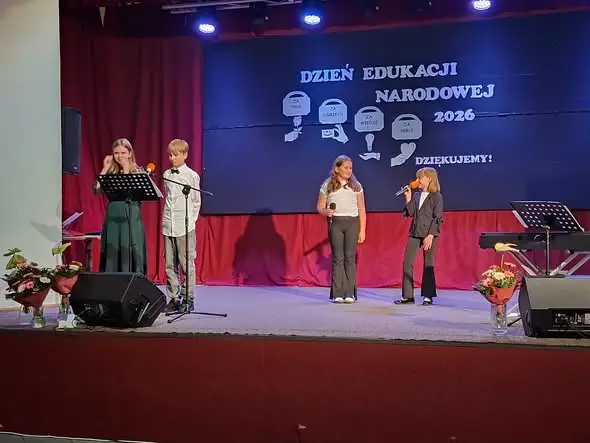 Dzień Edukacji Narodowej w Werbkowicach: nagrody i podziękowania dla nauczycieli