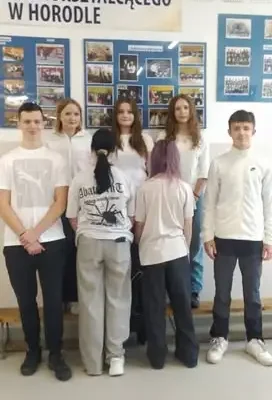Dzień Kolorów w Liceum w Horodle – wygrała klasa III