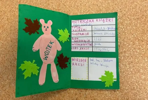 Lapbooki uczniów klasy III B – kreatywna lekcja o „Dziadku i niedźwiadku”